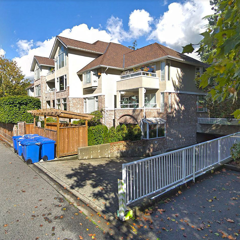 Lincoln Gardens photo 2