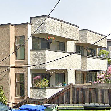 Landmark Edgewater photo 2