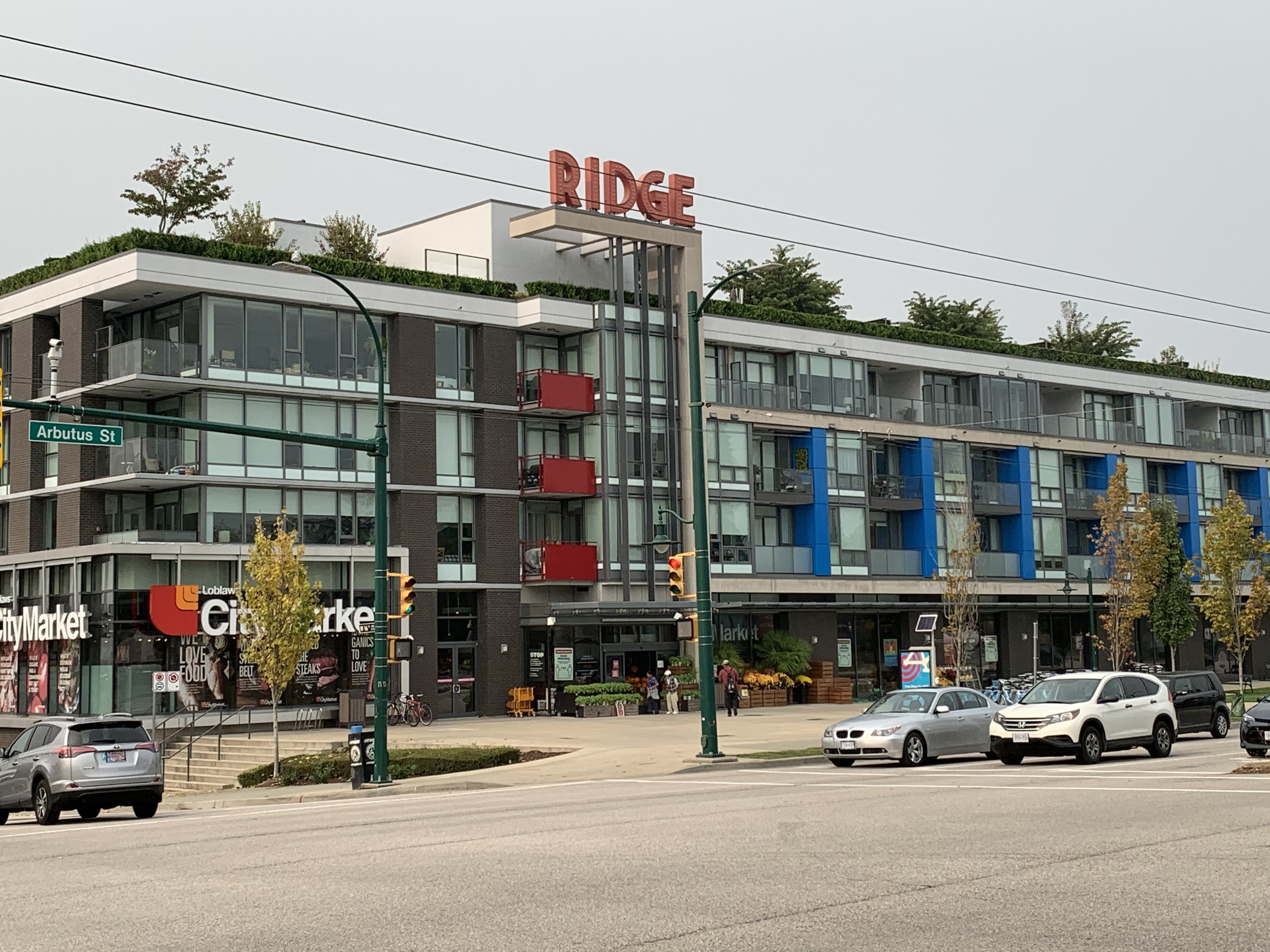 Arbutus Ridge photo 4