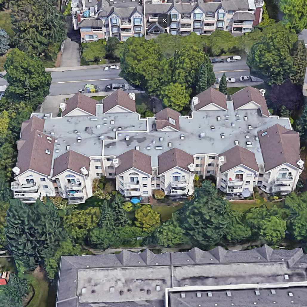 Photo 4 — click to view Barker Place photo 4
