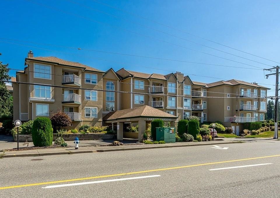 Lakeway Gardens photo 3
