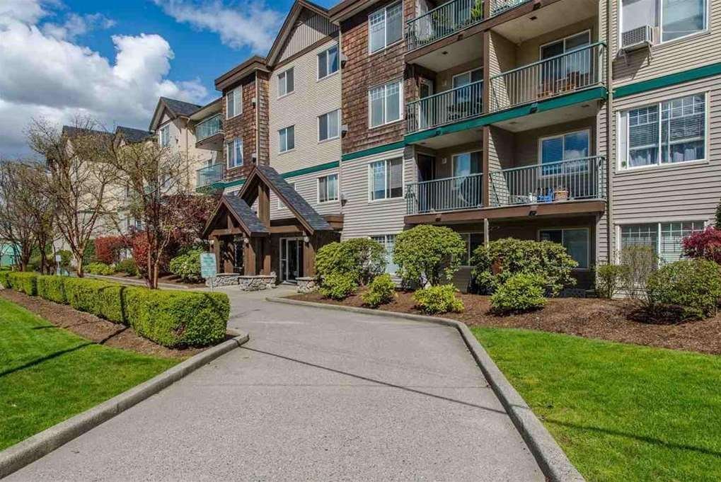 Lakeway Gardens photo 4