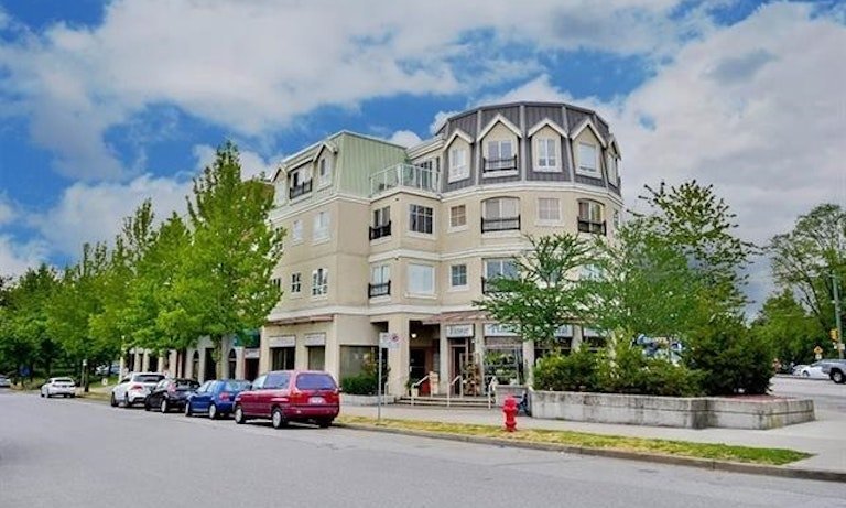 Harvard Place photo 2