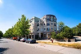 Harvard Place photo 4