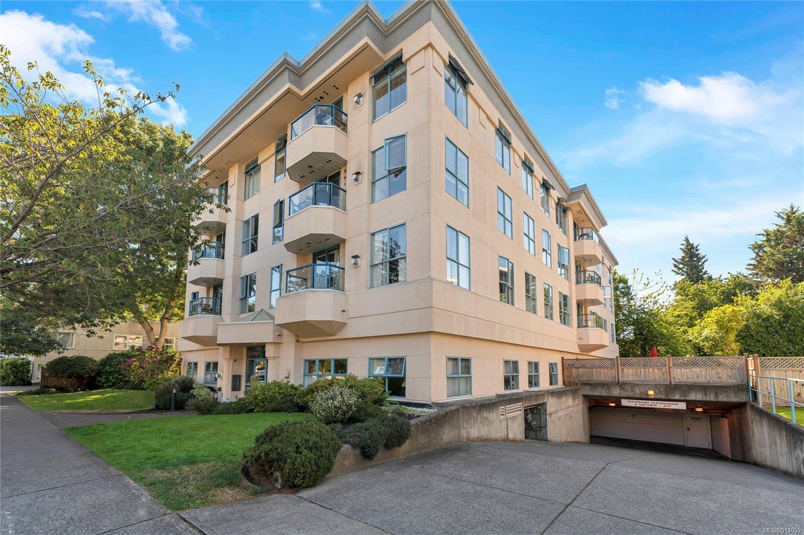 Southgate Villa photo 4