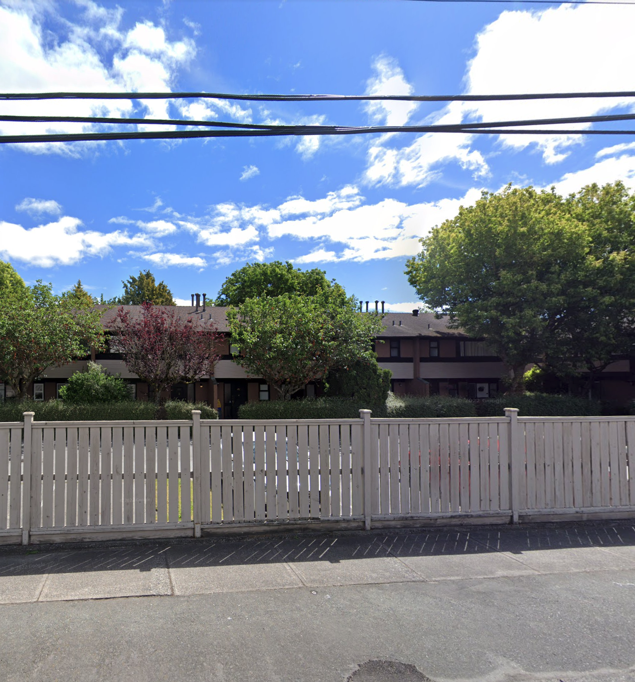 Edgemere Gardens photo 4