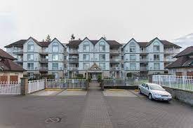 Melrose Court photo 3