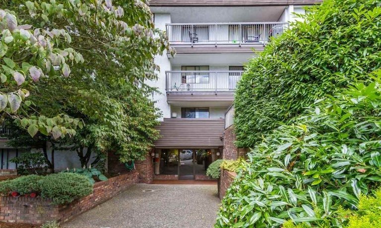 Cornwall Place photo 4