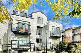 1055 East Broadway
