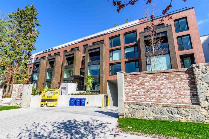 Shannon Wall Centre Kerrisdale - Wilshire House