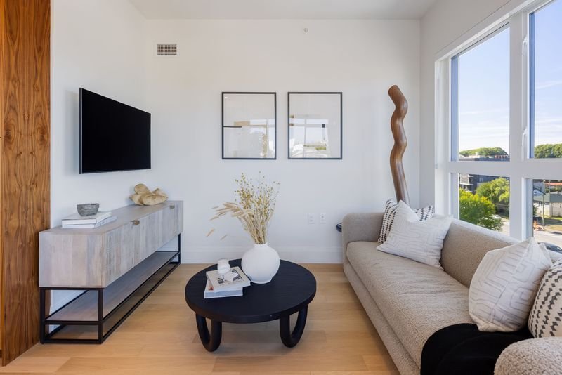 2550 Garden Drive photo 4