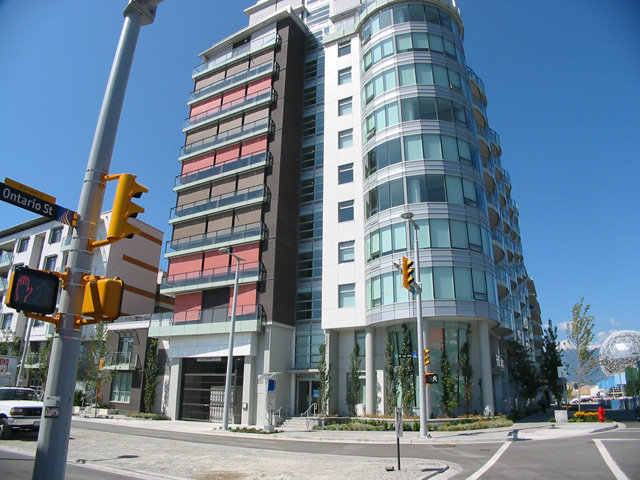 Sails - Village on False Creek photo 4