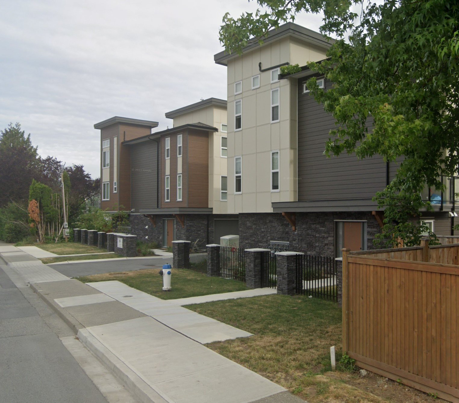 Mcmillan Heights photo 2