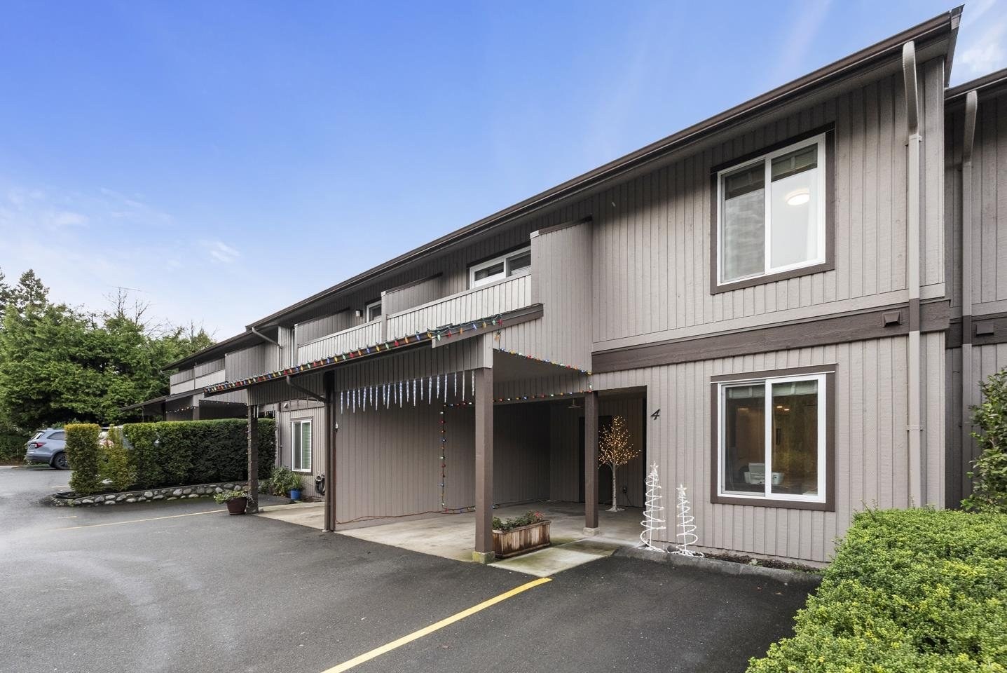 Woodbrook Terrace