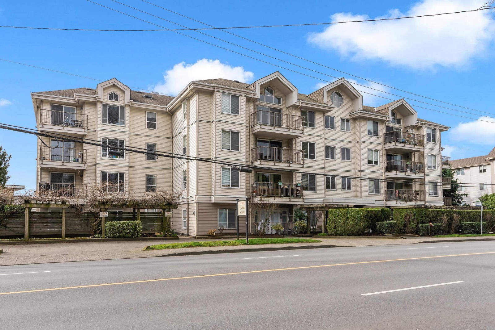 Carina Court
