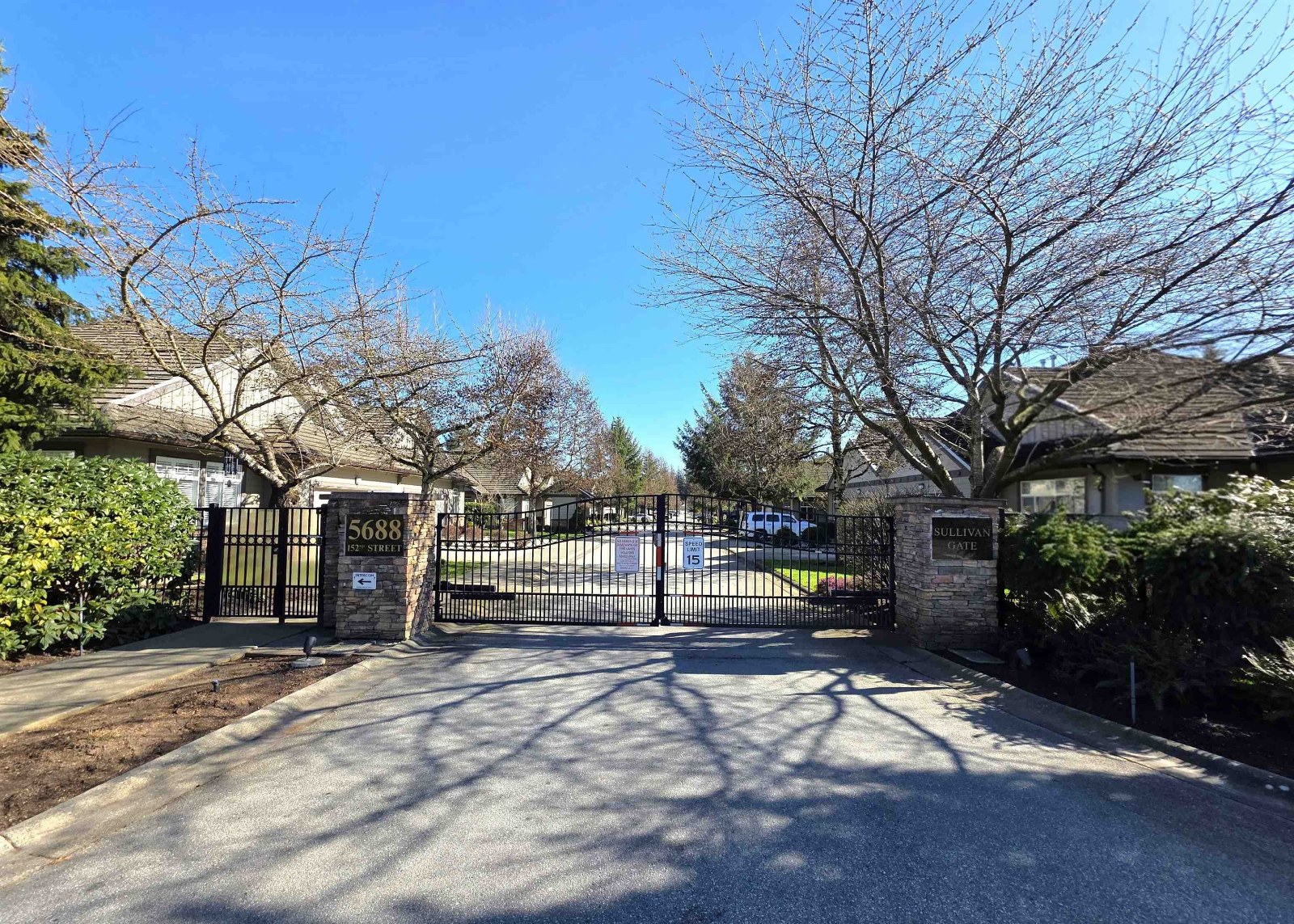 Sullivan Gate