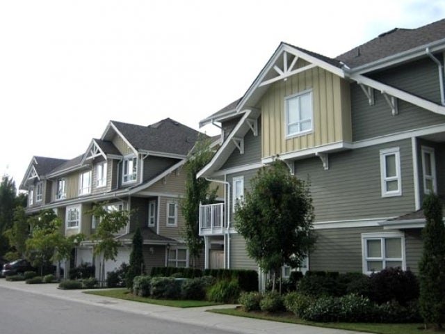 Pacific Court photo 4