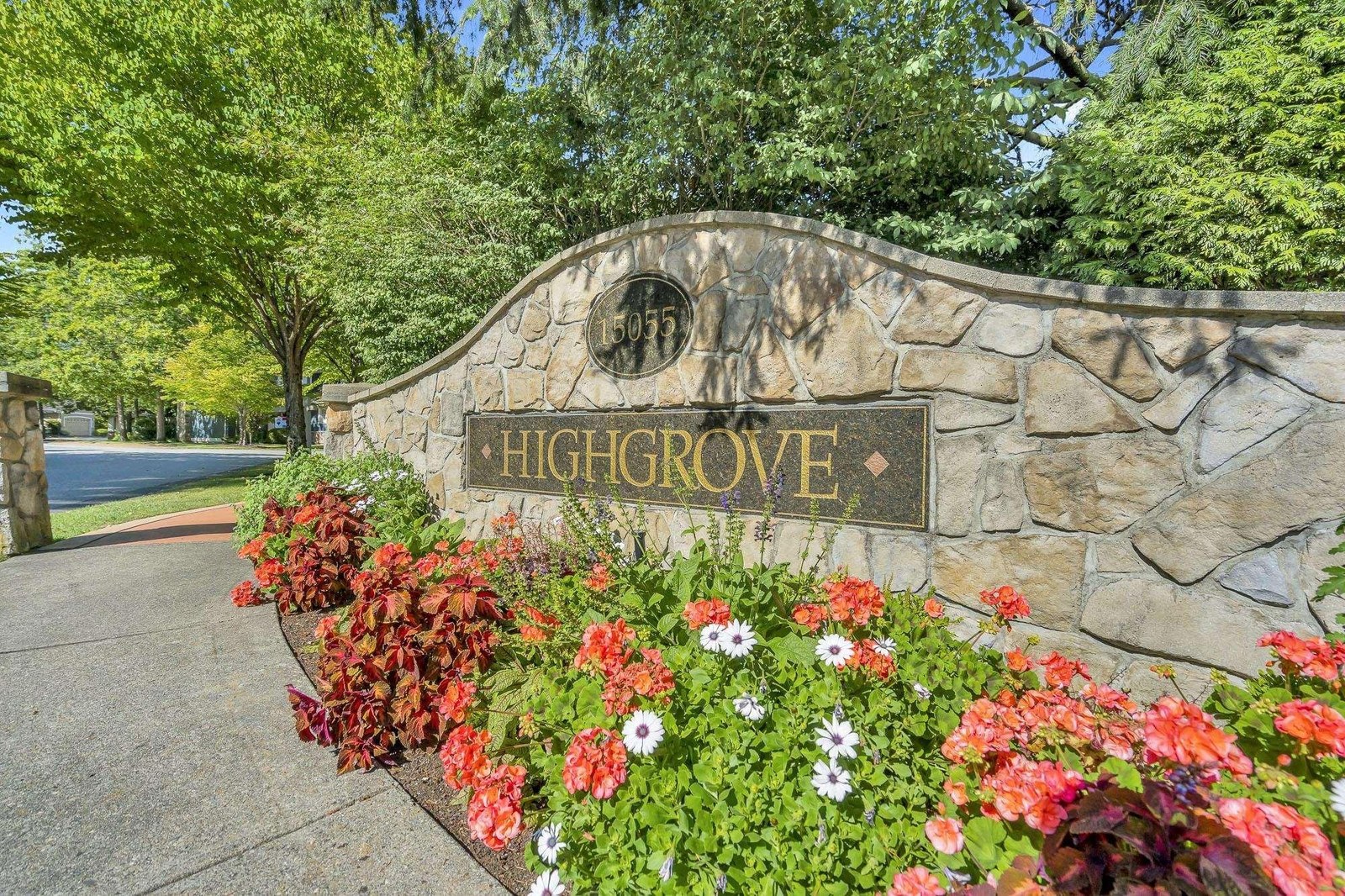 High Grove photo 3