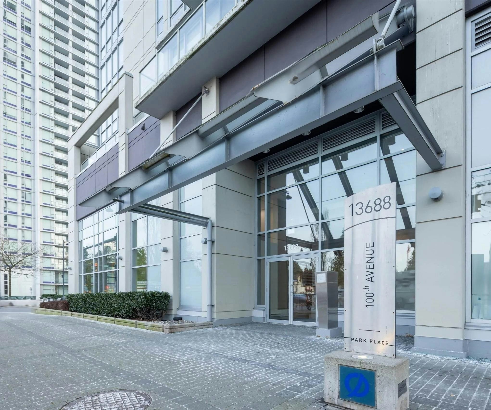 Photo 4 — click to view Park Place photo 4